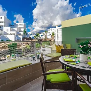Orlando. Amazing Location. Completely Renovated! , Costa Adeje (Tenerife) Spain